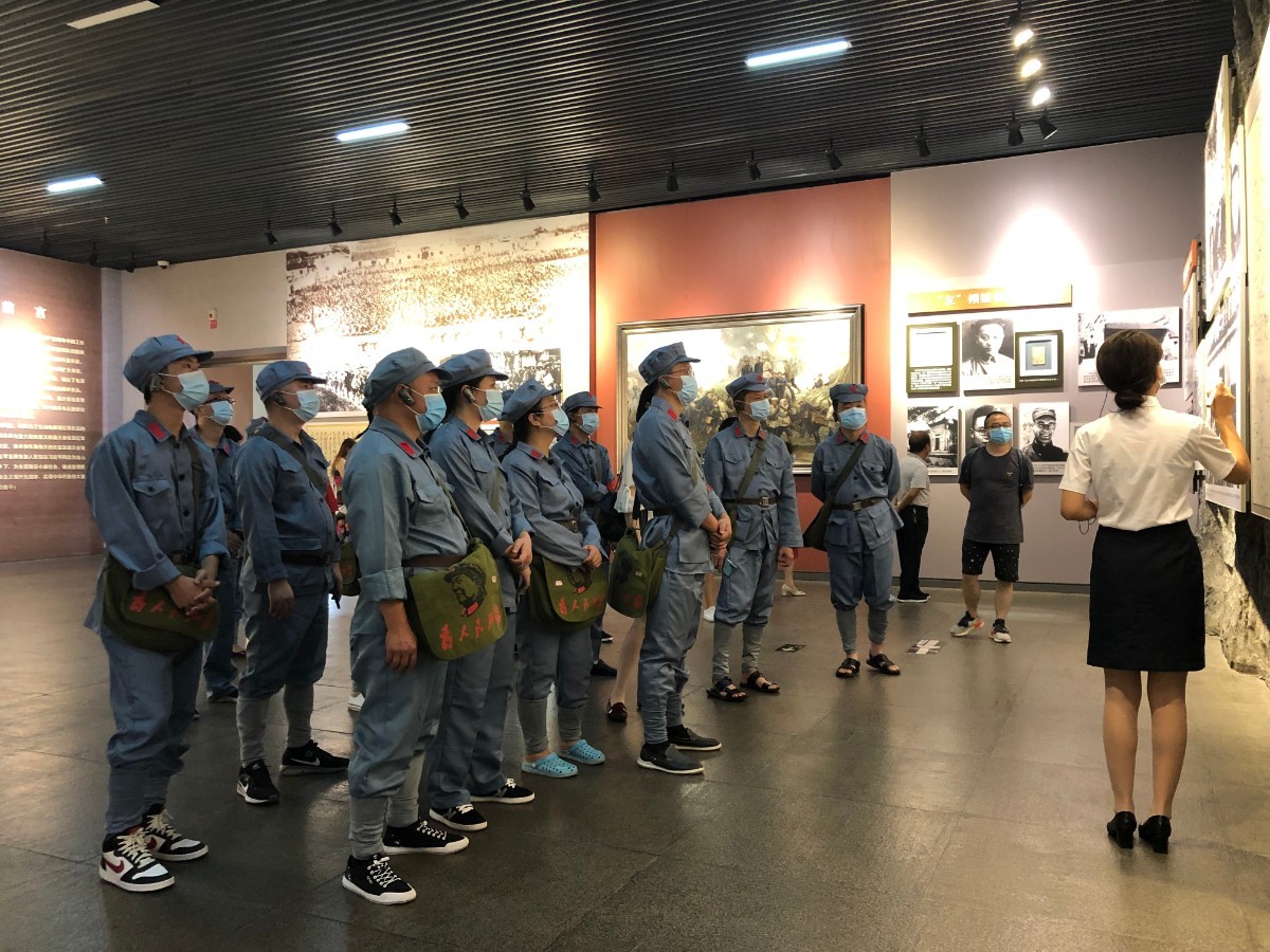參觀.jpg